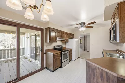 2022 Windsor Court #4, Schererville, IN 46375 - Photo 8