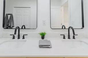 5544 E 10th Ave, Gary, IN 46403 - Photo 44