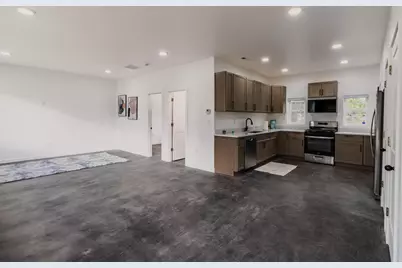 5544 E 10th Avenue, Gary, IN 46403 - Photo 2