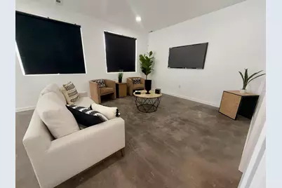 5544 E 10th Avenue, Gary, IN 46403 - Photo 4