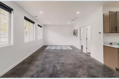 5544 E 10th Avenue, Gary, IN 46403 - Photo 4