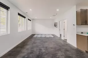 5544 E 10th Ave, Gary, IN 46403 - Photo 4