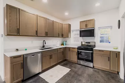 5544 E 10th Avenue, Gary, IN 46403 - Photo 14