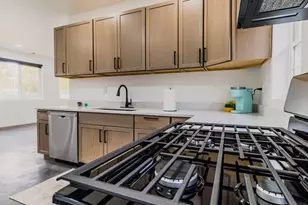 5544 E 10th Ave, Gary, IN 46403 - Photo 10