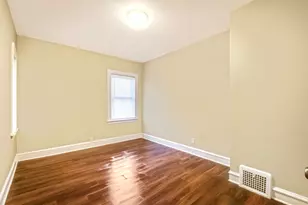 733 Lincoln St, Gary, IN 46402 - Photo 12