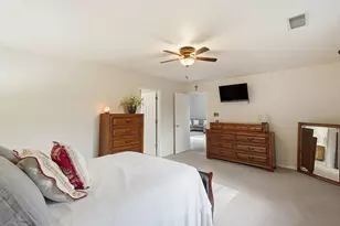 239 Laura Ln, Hobart, IN 46342 - Photo 10