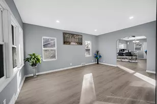 4364 Pennsylvania St, Gary, IN 46409 - Photo 10