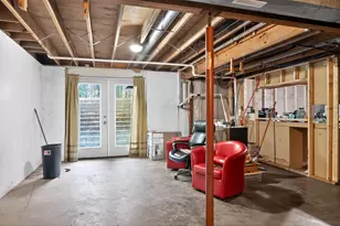 1404 Utica-Sellersburg Rd, Jeffersonville, IN 47130 - Photo 16