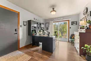 121 7th Ave NW, Demotte, IN 46310 - Photo 8