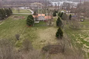 7692 N Emery Rd, Rolling Prairie, IN 46371 - Photo 64