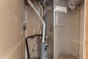 7692 N Emery Rd, Rolling Prairie, IN 46371 - Photo 26