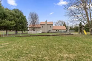 7692 N Emery Rd, Rolling Prairie, IN 46371 - Photo 52