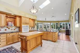 828 Royal Dublin Ln, Dyer, IN 46311 - Photo 24