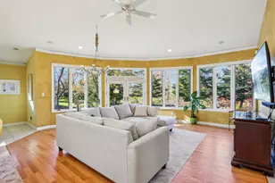 828 Royal Dublin Ln, Dyer, IN 46311 - Photo 16