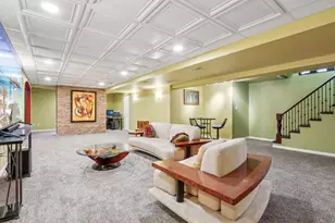 828 Royal Dublin Ln, Dyer, IN 46311 - Photo 46