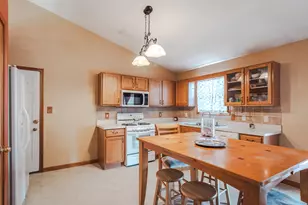 2239 Hamstrom Rd, Portage, IN 46368 - Photo 8