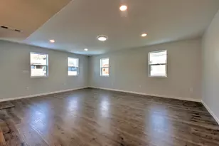 153 W Jefferson St, Westville, IN 46391 - Photo 4