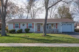 754 Governor Rd, Valparaiso, IN 46385 - Photo 2