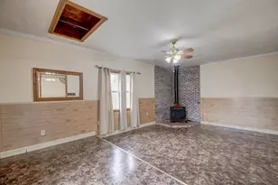 754 Governor Rd, Valparaiso, IN 46385 - Photo 10