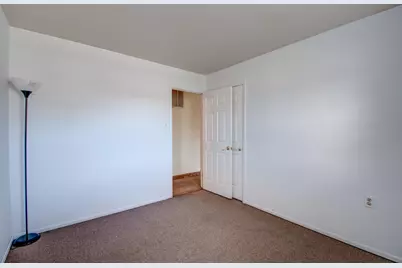 754 Governor Road, Valparaiso, IN 46385 - Photo 24