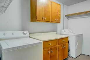 754 Governor Rd, Valparaiso, IN 46385 - Photo 28