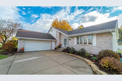 927 Woodhollow Drive, Schererville, IN 46375 - Photo 2