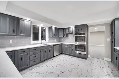 5611 W Vintage Hills Trail, La Porte, IN 46350 - Photo 4