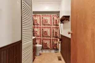 8132 Sycamore Ave, Highland, IN 46322 - Photo 18