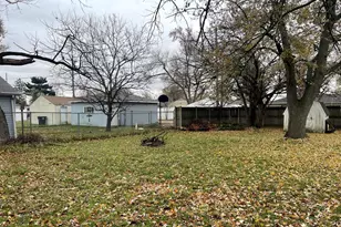 1303 W Cleveland Ave, Hobart, IN 46342 - Photo 8