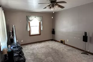 33 N Illinois St, Hobart, IN 46342 - Photo 2