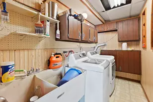 642 Omega Dr, Crown Point, IN 46307 - Photo 32