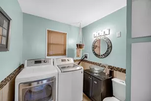 397 W Millport Dr, Valparaiso, IN 46385 - Photo 6