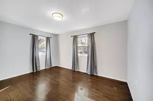 397 W Millport Dr, Valparaiso, IN 46385 - Photo 14