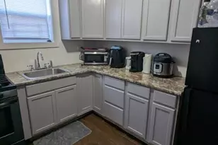 919 Sibley St, Hammond, IN 46320 - Photo 6