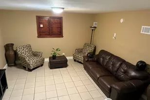 919 Sibley St, Hammond, IN 46320 - Photo 4