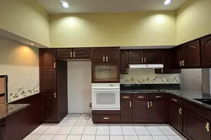 1217 Killarney Dr, Dyer, IN 46311 - Photo 12