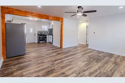 1509 E 43rd Avenue, Gary, IN 46409 - Photo 6