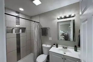 237 Krouser Dr, Valparaiso, IN 46385 - Photo 18