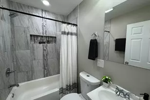 237 Krouser Dr, Valparaiso, IN 46385 - Photo 16