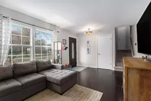 8521 Morse Pl, Crown Point, IN 46307 - Photo 4