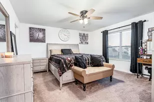 10377 Nevada Ct, Crown Point, IN 46307 - Photo 12