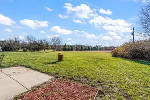 9799 E 1350 N, Wheatfield, IN 46392 - Photo 4