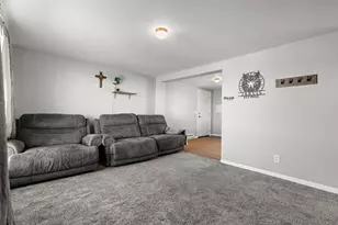 9799 E 1350 N, Wheatfield, IN 46392 - Photo 8