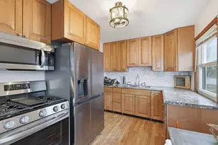 2717 Birch Ave, Whiting, IN 46394 - Photo 4