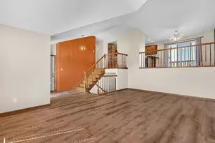 2756 Autumn Dr, Crown Point, IN 46307 - Photo 4