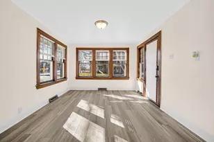 609 Main St, Hobart, IN 46342 - Photo 6