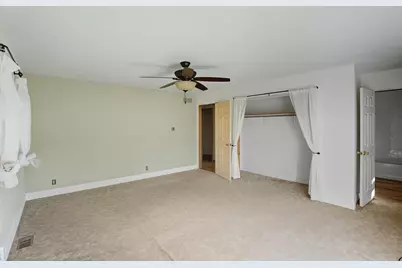 450 E Greening Road, Chesterton, IN 46304 - Photo 16