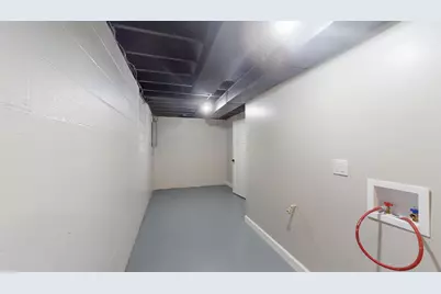 1033 E 51st Place, Gary, IN 46409 - Photo 32