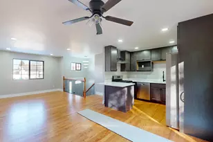 1033 E 51st Pl, Gary, IN 46409 - Photo 8