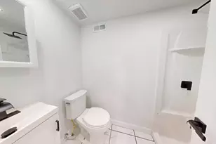 1033 E 51st Pl, Gary, IN 46409 - Photo 28